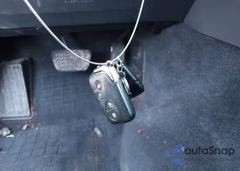 2011 Lexus Is 350 z USA, uszkodzony, nr VIN JTHCE5C25B5000931